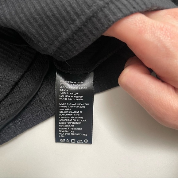 URBAN OUTFITTERS cropped puff sleeve top - Picture 6 of 6